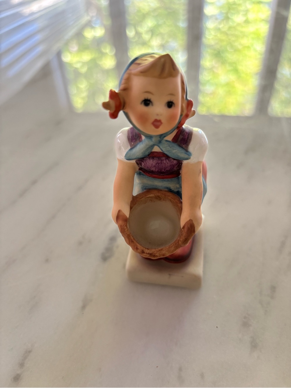 Goebel Porcelain Figurine - girl with basket